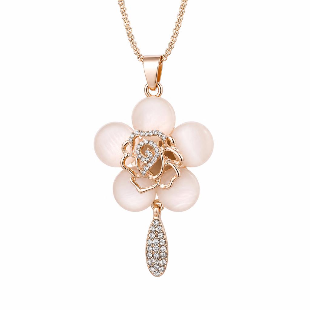 Collier de chandail oeil de chat