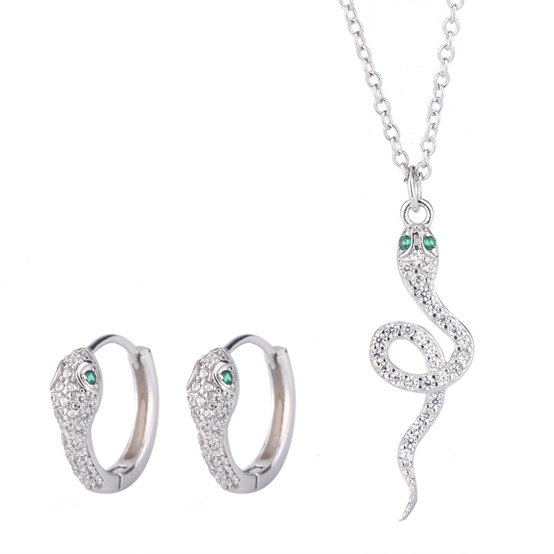 925 Sterling ezüst Garnitúrak