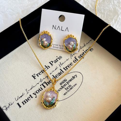 Natural Cultured Freshwater Pearl Jewelry Sets Stud Earring & necklace Brass with Freshwater Pearl plated fashion jewelry & enamel nickel lead & cadmium free Sold By Set