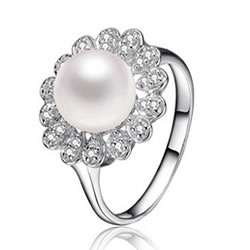 Freshwater Pearl Finger Ring