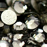 Crystal Cabochoner, Krystal, Dome, flad bagside & facetteret, Greige, klasse A, 2.4-2.5mm, 10Grosses/Bag, 144pc'er/Gross, Solgt af Bag