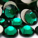 Kristal cabochons, Koepel, platte achterkant & gefacetteerde, Emerald, Grade A, 2.4-2.5mm, 10Grosses/Bag, 144pC's/bruto, Verkocht door Bag