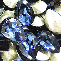 Crystal Cabochoner, Krystal, Teardrop, sølvfarvet forgyldt, facetteret, Mørk Sapphire, 20x30mm, 48pc'er/Bag, Solgt af Bag