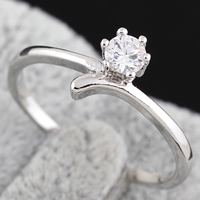 Bliver® Finger Ring, Messing, platineret, med cubic zirconia, nikkel, bly & cadmium fri, 4mm, Størrelse:5, Solgt af PC