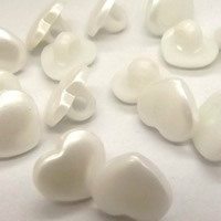 ABS plast Shank Button, Heart, hvid, 14mm, Hole:Ca. 2-3mm, 500pc'er/Bag, Solgt af Bag