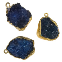 Kyanite Hanger, met Messing, Nuggets, gold plated, 17-20mm, Gat:Ca 3x10mm, 30pC's/box, Verkocht door box