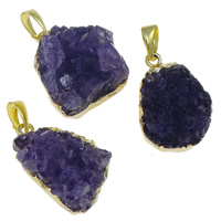 Amethyst Anhänger, mit Messing, Klumpen, goldfarben plattiert, 17-20mm, Bohrung:ca. 3x8mm, 30PCs/Box, verkauft von Box