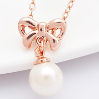 South Sea Shell Necklace Zinc Alloy with South Sea Shell & Brass with 5cm extender chain Bowknot rose gold color plated oval chain white nickel lead & cadmium free Length Approx 15.5 Inch Sold By Lot