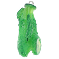 Pendentif en résine, avec fer, légumes, couleur solide, vert, 17x46x13mm, Trou:Environ 2mm, 100PC/sac, Vendu par sac