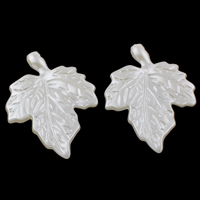 Plastique ABS perle Pendentif, feuille, blanc, 26x35x3mm, Trou:Environ 1mm, 30PC/sac, Vendu par sac