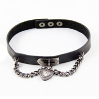 Stroker choker, cuir de peau de vache, avec alliage de zinc, coeur, Placage de couleur noire de plumbum, le style de punk & réglable & chaîne de gourmette & émail & avec strass, noire, protéger l'environnement, sans nickel, plomb et cadmium, 19mm, Longueur Environ 15 pouce, 10Strandstoron/lot, Vendu par lot