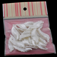 Perle di plastica ABS pendente, Foglia, bianco, 14x40x5mm, 100x170mm, Foro:Appross. 1mm, 30PC/borsa, Venduto da borsa