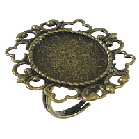 Messing Bezel Ring Base, Flower, antik bronze farve forgyldt, justerbar, nikkel, bly & cadmium fri, 32mm, Indvendig diameter:Ca. 15.4x19mm, Størrelse:6.5, 50pc'er/Lot, Solgt af Lot