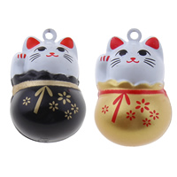 Pendentif cloche en laiton, Fortune Cat, peinture, plus de couleurs à choisir, protéger l'environnement, sans nickel, plomb et cadmium, 24x36x24mm, Trou:Environ 1.5mm, 50PC/sac, Vendu par sac