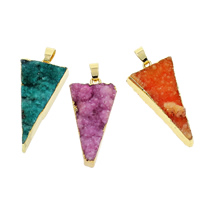 Ágata Natural Druzy Pendant, Ágata quartzo de gelo, with cobre, cromado de cor dourada, estilo druzy & misto, 21x44x9mm-20x45x10mm, Buraco:Aprox 5x7mm, 10PCs/Bag, vendido por Bag