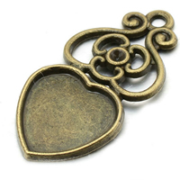 Zinc Alloy vedhæng Cabochon Setting, Heart, antik bronze farve forgyldt, nikkel, bly & cadmium fri, 14.10x28.50mm, Hole:Ca. 1.8mm, Indvendig diameter:Ca. 12mm, 5Tasker/Lot, 100pc'er/Bag, Solgt af Lot