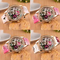 Kvinder armbåndsur, Zinc Alloy, med PU & Glas, forgyldt, justerbar & med blomstermønster & med rhinestone, flere farver til valg, nikkel, bly & cadmium fri, 40mm, 20mm, Længde Ca. 9.4 inch, 10pc'er/Lot, Solgt af Lot