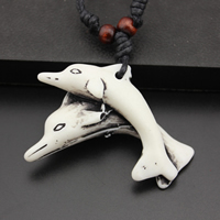 Harts Pendant, Dolphin, imitation ben, 63x25x43mm, Hål:Ca 1.5mm, 10PC/Lot, Säljs av Lot