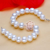 Freshwater Kulturperler Pearl Bracelet, Ferskvandsperle, med Cubic Zirconia & Messing, Flower, forgyldt, naturlige, hvid, 8-9mm, Solgt Per Ca. 7 inch Strand