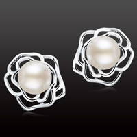 Pearl Fionnuisce Graí Earring, le Prás, Flower, dath airgid plated, nádúrtha, bán, 8-8.5mm, Díolta De réir Péire