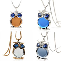 Collier en verre Pull, avec chaîne de fer & alliage de zinc, hibou, Placage, chaîne en lanterne & avec strass, plus de couleurs à choisir, 63x40mm, Vendu par Environ 31 pouce brin