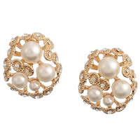 Sinc Alloy Graí Earring, le ABS Pearl plaisteach, iarann iar earring, Flower, dath an óir plated, le rhinestone, nicil, luaidhe & caidmiam saor in aisce, 23x21mm, Díolta De réir Péire