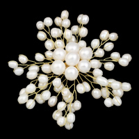 Freshwater Pearl Broche, Ferskvandsperle, med Messing, Flower, guldfarve belagt, naturlige, hvid, 70x13mm, 5-6mm, 7-8mm, Solgt af PC