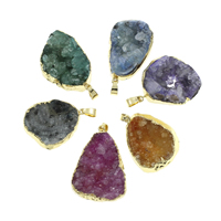 Natuurlijke Agate Druzy hanger, Ijs Quartz Agaat, met ijzer borgtocht, Nuggets, gold plated, Druzy stijl, gemengde kleuren, 21x29x9mm-30x42x11mm, Gat:Ca 4x6mm, 10pC's/Bag, Verkocht door Bag