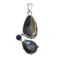 Pendentifs d'ormeau coquillage naturel, laiton, avec lapis lazuli naturel & coquille d'ormeau, Placage de couleur platine, protéger l'environnement, sans nickel, plomb et cadmium, 23x43x4.50mm, Trou:Environ 3.5x7.5mm, 20PC/lot, Vendu par lot