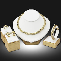 Zinklegering Sieraden Sets, vinger ring & armband & oorbel & halsketting, Zinc Alloy, gold plated, met strass, nikkel, lood en cadmium vrij, 10x25mm, 10mm, 125mm, 65mm, Maat:8, Lengte Ca 15.5 inch, Ca 8 inch, Verkocht door Stel