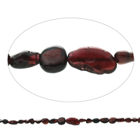 Sceallóga gemstone, Garnet, Nuggets, nádúrtha, Birthstone Eanáir, 4x5mm-7x14x4mm, Poll:Thart 1mm, Thart 60ríomhairí pearsanta/Snáithe, Díolta Per Thart 15.5 Inse Snáithe