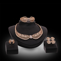 Parures de bijoux en alliage zinc, bracelet & bague, anneau & boucle d'oreille & collier, alliage de zinc, acier inoxydable poste de boucle d'oreille et Omega pince, Noeud papillon, Plaqué de couleur d'or rose, avec strass, sans plomb et cadmium, 15x20mm, 15x40mm, Diamètre intérieur:Environ 50mm, Taille:6-9, Longueur Environ 6 pouce, Environ 17 pouce, Vendu par fixé