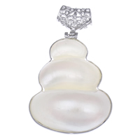 Natural White Shell Pendler, Messing, med White Shell, Calabash, platin farve forgyldt, naturlige, nikkel, bly & cadmium fri, 40x71x14mm, Hole:Ca. 4x6mm, 10pc'er/Bag, Solgt af Bag