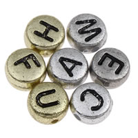 Alphabet Acryl Kralen, Rond plat, plated, gemengde patroon & met brief patroon, meer kleuren voor de keuze, 4x7mm, Gat:Ca 1mm, Ca 3600pC's/Bag, Verkocht door Bag