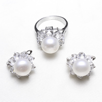 Naturliga Odlade Sötvatten Pearl Jewelry Sets, finger ring & örhänge, Mässing, med Freshwater Pearl, Blomma, platina pläterad, med cubic zirconia & fasetterad, nickel, bly och kadmium gratis, 20x32x16mm, 16x16x20mm, Storlek:7, Säljs av Ställ