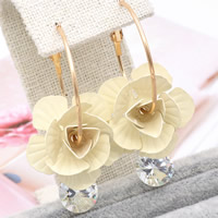 Pendientes de Cristal, aleación de zinc, con Cristal, acero inoxidable aguja de pendiente, Flor, chapado en color dorado, con pintado, libre de plomo & cadmio, 60mm, Vendido por Par