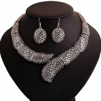 Zinklegering Sieraden Sets, oorbel & halsketting, Zinc Alloy, messing oorbel haak, Plat Ovaal, antiek zilver plated, hol, lood en cadmium vrij, 30mm, 50x25mm, Lengte Ca 15 inch, Verkocht door Stel