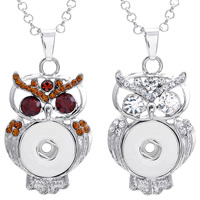 Luns knap vedhæng, Zinc Alloy, Owl, platin farve forgyldt, med rhinestone, flere farver til valg, bly & cadmium fri, 18mm, Hole:Ca. 3-5mm, Indvendig diameter:Ca. 6mm, Solgt af PC