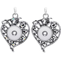 Luns knap vedhæng, Zinc Alloy, Heart, antik sølv farve forgyldt, med rhinestone, flere farver til valg, bly & cadmium fri, 18mm, Hole:Ca. 3-5mm, Indvendig diameter:Ca. 6mm, Solgt af PC