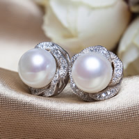 Ciúbach Zirconia Micrimhilseogra réiteodh Earring Prás, Pearl Fionnuisce, práis Hook earring, Flower, dath platanam plátáilte, nádúrtha & micrea réiteach zirconia ciúbach, 9-10mm, Díolta De réir Péire