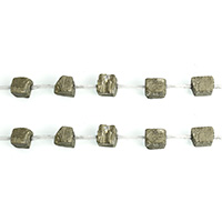 Pyrite dorée goutte, naturel, 8-10mm, Trou:Environ 1mm, Longueur Environ 16 pouce, 3Strandstoron/lot, Environ 18PC/brin, Vendu par lot