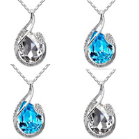 Oostenrijkse kristalhalskettingen, Zinc Alloy, met ijzeren ketting & Oostenrijks kristal, Traan, geplatineerd, bar keten & gefacetteerde & met strass, meer kleuren voor de keuze, lood en cadmium vrij, 31x17mm, Per verkocht Ca 17.5 inch Strand