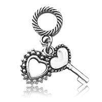 European stile Zinc Alloy pendenti, lega in zinco, cuore e chiave, placcato argento antico, senza filo, assenza di piombo & cadmio, 10x30mm, Foro:Appross. 4-4.5mm, Venduto da PC