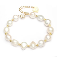 Fionnuisce saothraithe Pearl Bracelet, Pearl Fionnuisce, le Prás, le 5cm slabhra extender, Prátaí, dath an óir plated, nádúrtha & gearrtha bláth, 9-10mm, Díolta Per Thart 6 Inse Snáithe