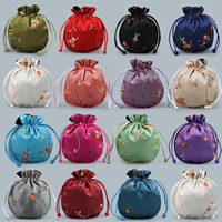 satin sac de cordon, avec corde en nylon, brodé, plus de couleurs à choisir, 140x120mm, 10PC/lot, Vendu par lot