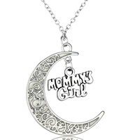 Luminated collana, lega in zinco, with Adesivo epossidico & catena di ferro, with 5cm extender chain, Luna, placcato argento antico, catena ovale & stili diversi per la scelta & con modello lettera & per la donna & luminoso, assenza di piombo & cadmio, 32x35mm, Venduto per Appross. 17.5 pollice filo