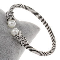 metal Brazalete, con Perlas de plástico ABS, chapado en color de plata antigua, para mujer, libre de níquel, plomo & cadmio, 68x62x9.50mm, diámetro interior:aproximado 59mm, longitud aproximado 7 Inch, Vendido por UD