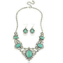 ensemble de bijoux turquoise, boucle d'oreille & collier, alliage de zinc, avec turquoise synthétique, Plaqué de couleur d'argent, pour femme, bleu, sans plomb et cadmium, 510x185x44mm, Longueur Environ 27 pouce, Vendu par fixé