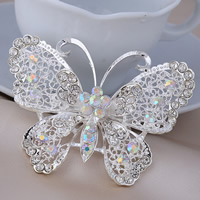 Broche de strass, alliage de zinc, papillon, Placage de couleur argentée, pour femme & avec strass, sans plomb et cadmium, 70x50mm, 3PC/sac, Vendu par sac