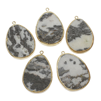 Natural White Turquoise Pendel, med Zinc Alloy, Flad Oval, guldfarve belagt, 35x40x7mm-45x50x7mm, Hole:Ca. 2mm, Ca. 5pc'er/Bag, Solgt af Bag